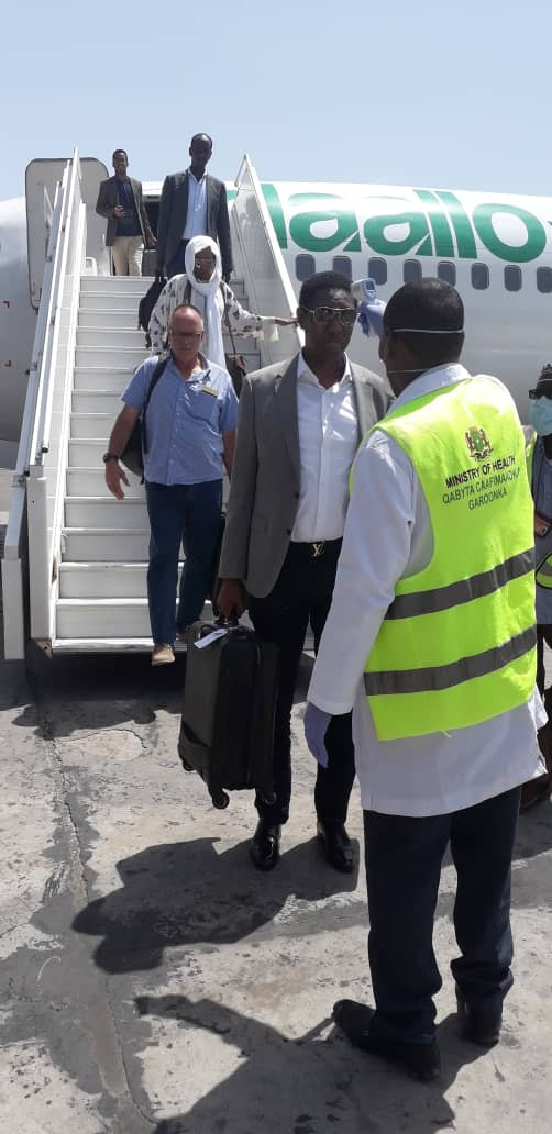 Health Ministry quarantines arrivals from 14 countries
