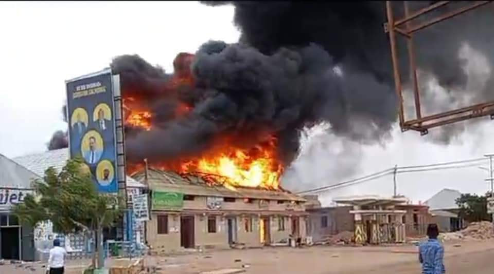 Fire sets to a petrol station in Galmudug State capital