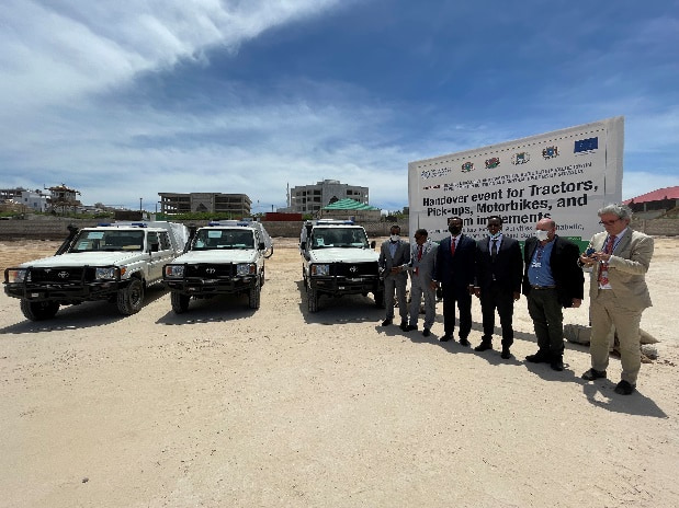 FAO Donates Vehicles, Motorcycles and Tractors to Improve Delivery of Extension Services in Somalia’s Agriculture Sector
