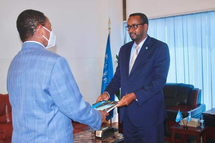 State Minister for Foreign Affairs receives the credentials of the WFP resident representative in Somalia