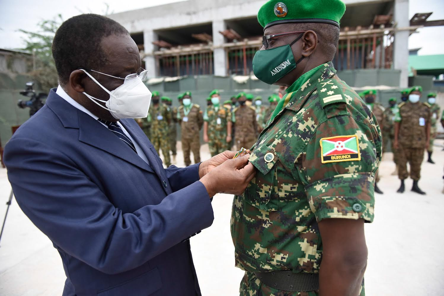 Outgoing AMISOM Force Commander and his deputy feted for distinguished service