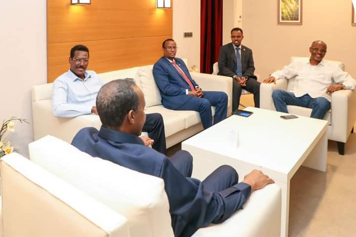 Prime Minister Roble met with State Presidents