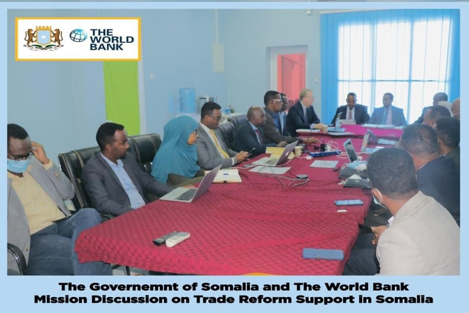 Minister Khalif opens a 4-day meeting on trade development projects