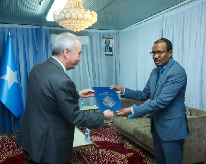 The Minister of Foreign Affairs received the credentials of the US Ambassador