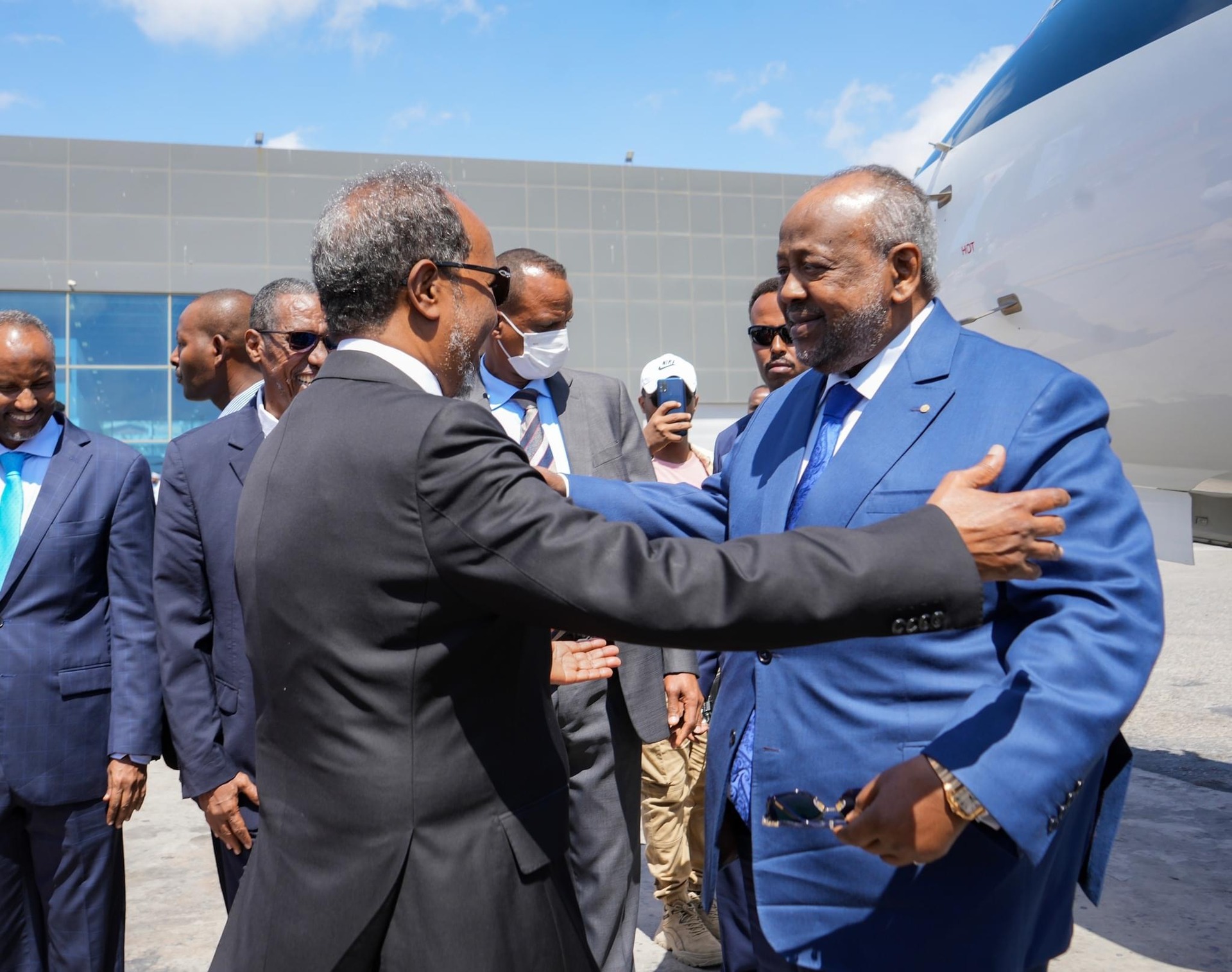 Photos: President Hassan welcomes his brother, Djiboutian President Guelleh