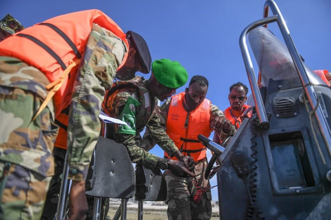 ATMIS and EUCAP train Somali Navy and Coast Guard officers on marine security