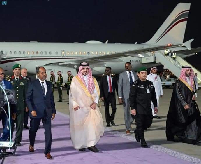 President Hassan Sheikh Mohamud Arrives in Jeddah to Attend the 32nd ...