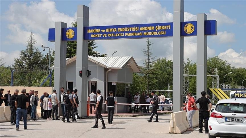 5 workers dead in rocket factory blast in Turkish capital