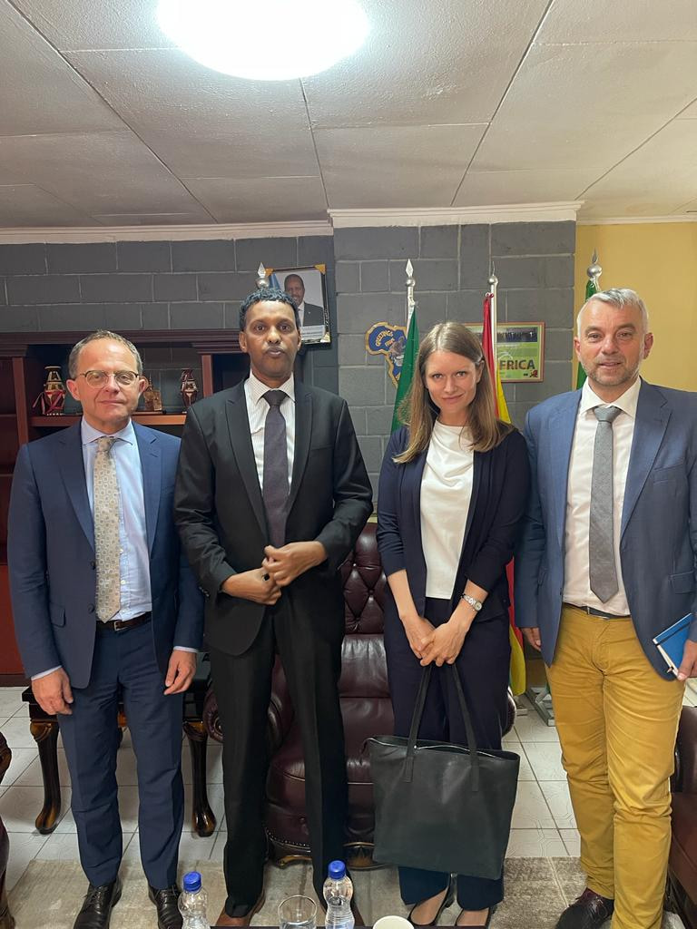 Somali Ambassador to Ethiopia receives a delegation from EU