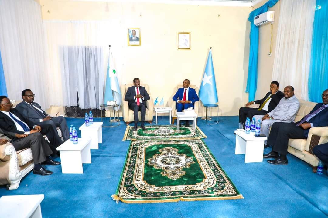 Somali Prime Minister Arrives in Dhuusamareeb to Attend National Consultative Meeting