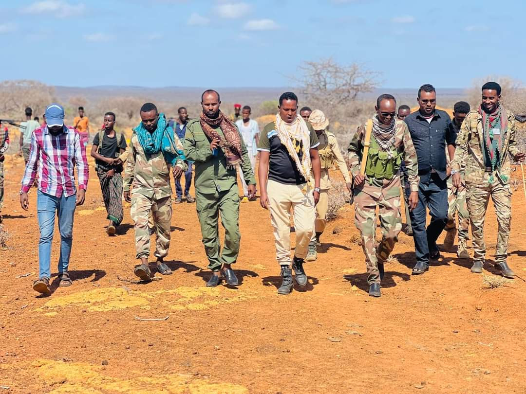 Governor Abdullahi Ahmed Maalin Sufurow Visits Frontlines to Boost Troops' Morale in the Fight Against Al-Shabaab