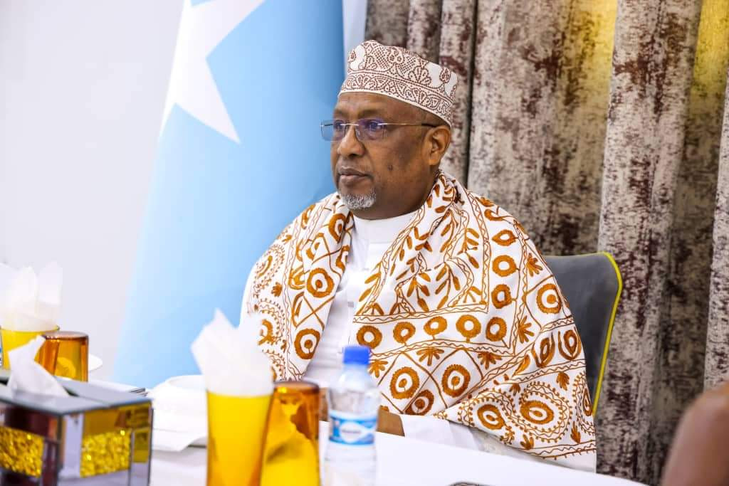 Somali Parliament Speaker hosts Djibouti delegation in Mogadishu
