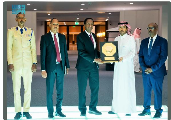 Somali Minister of Internal Security Meets Saudi Minister of Interior