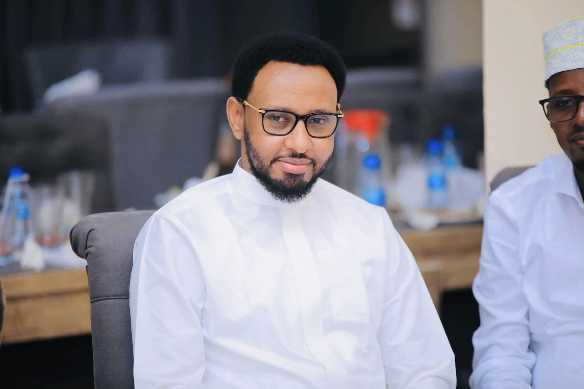 Minister Bihi: our government can pay the staff salary without the need of support