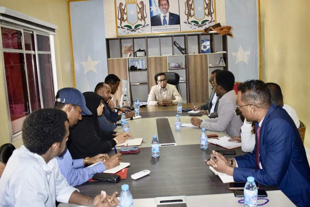 Minister of Labor and Social Affairs visits the Civil Service Commission