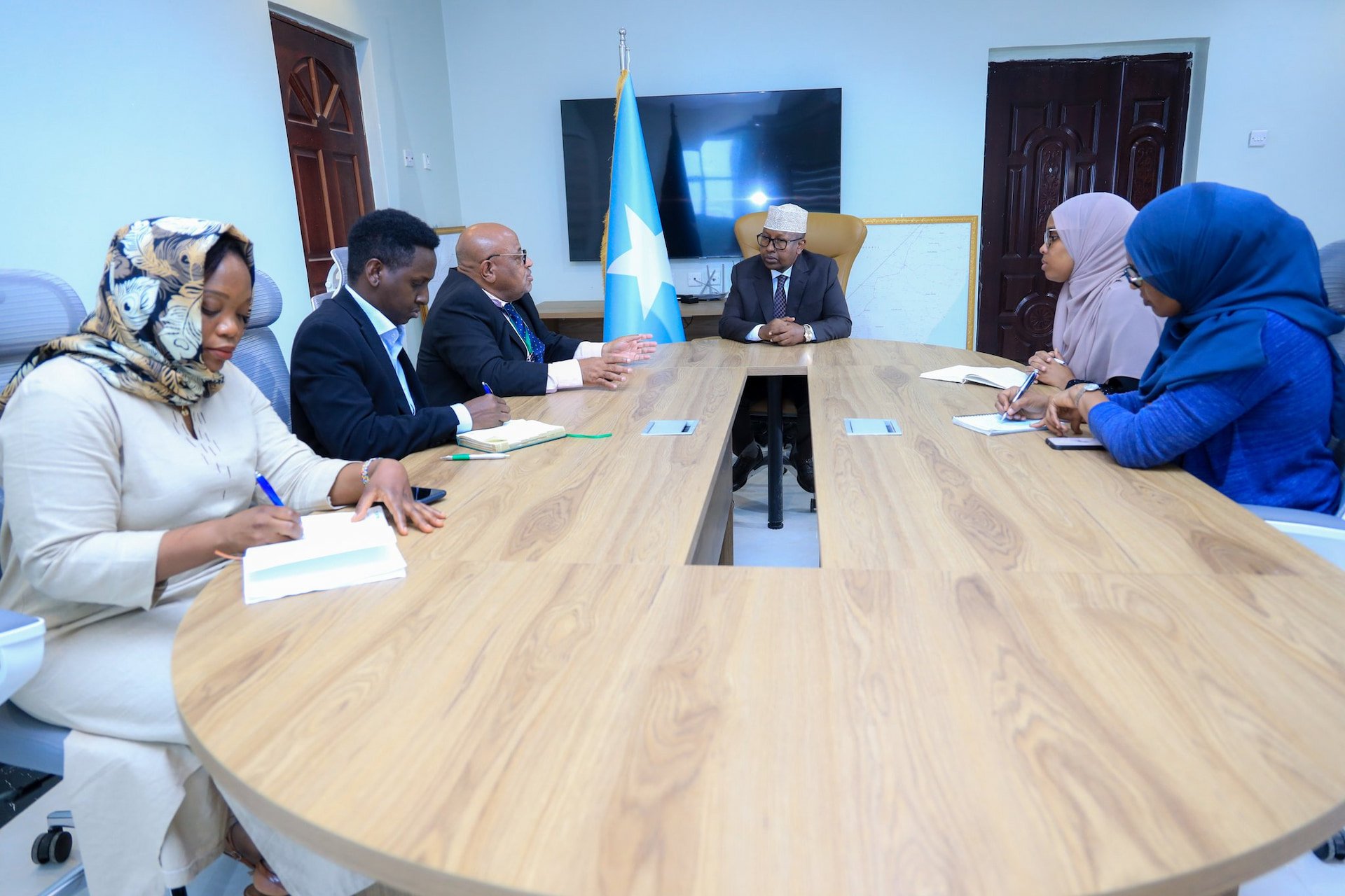 Minister of Interior meets with the Head of ATMIS