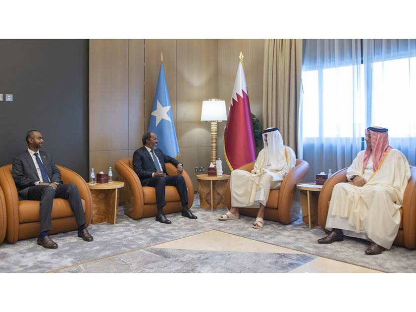 President Hassan Sheikh meets the Amir of Qatar in Doha
