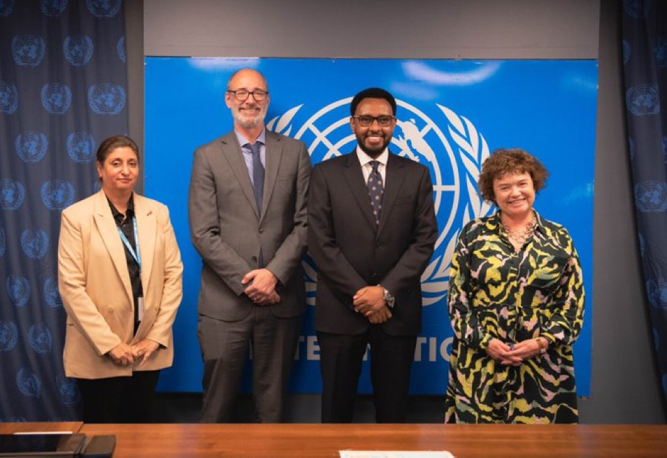 Finance Minister meets representatives from the UN to Somalia