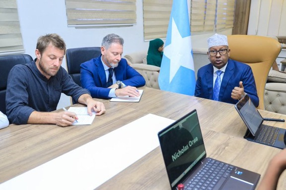 Minister of Interior meets a delegation from the IOM in Somalia