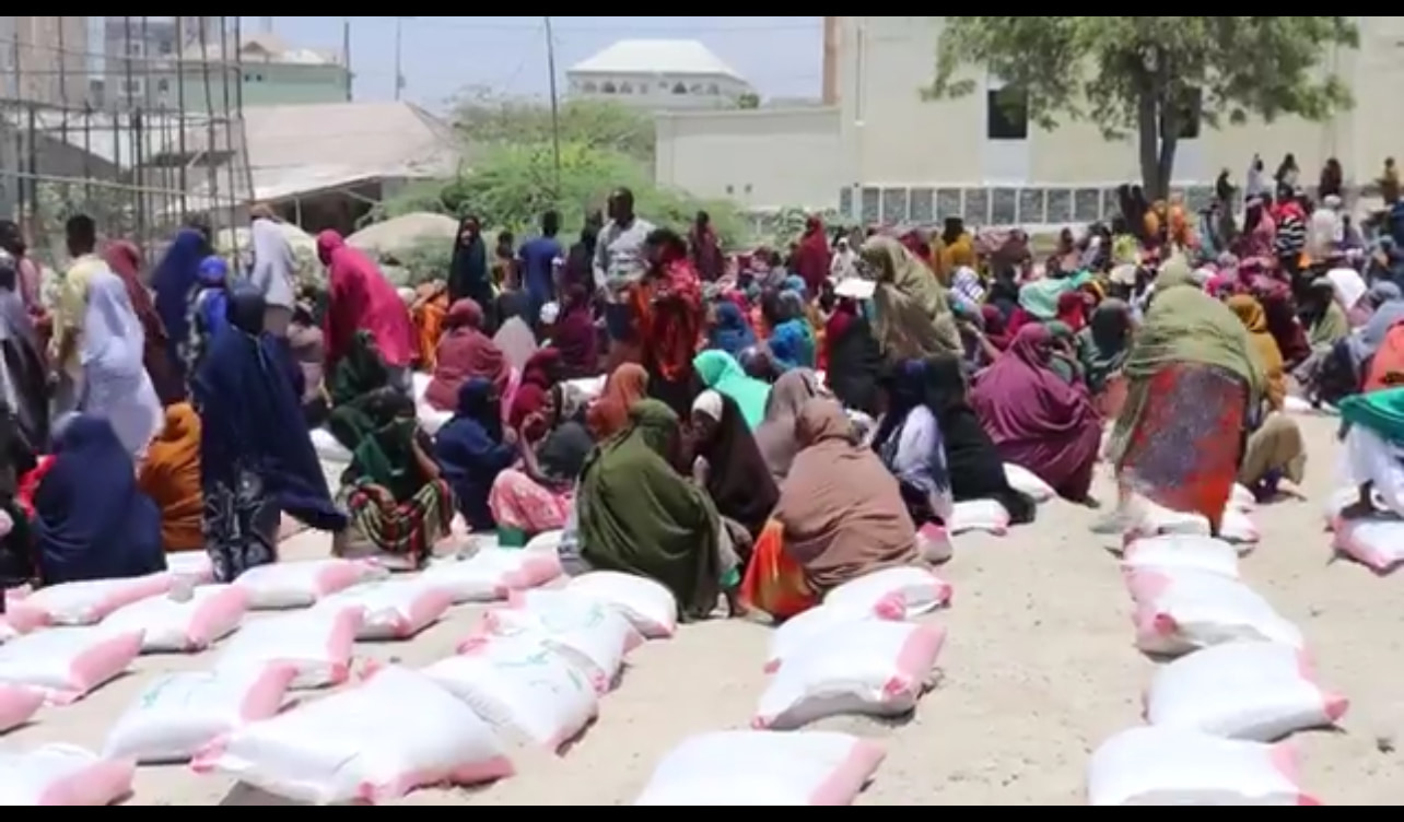 SoDMA distributes relief aid to 6,000 families in Waberi district