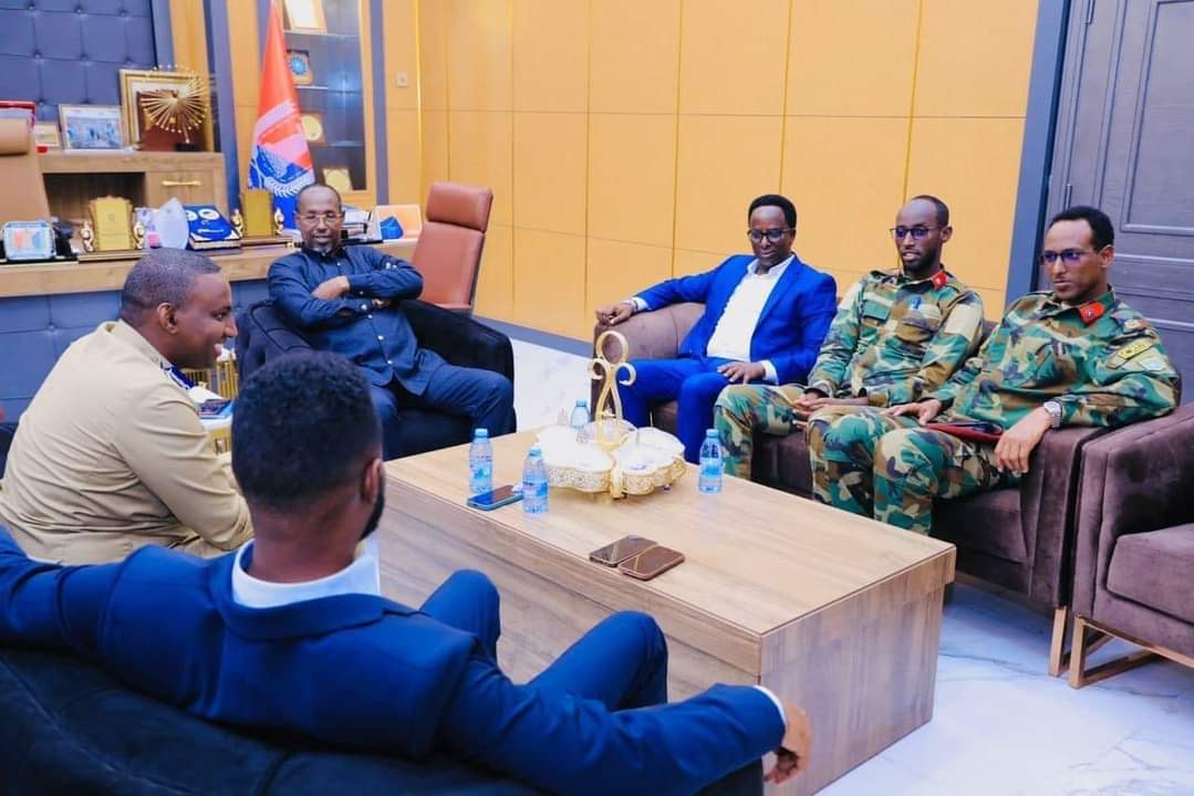 Governor of Banadir chairs a meeting discussing the security of Mogadishu