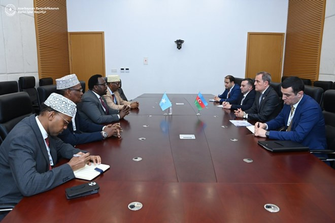 Somali Deputy Prime Minister meets Azerbaijani FM