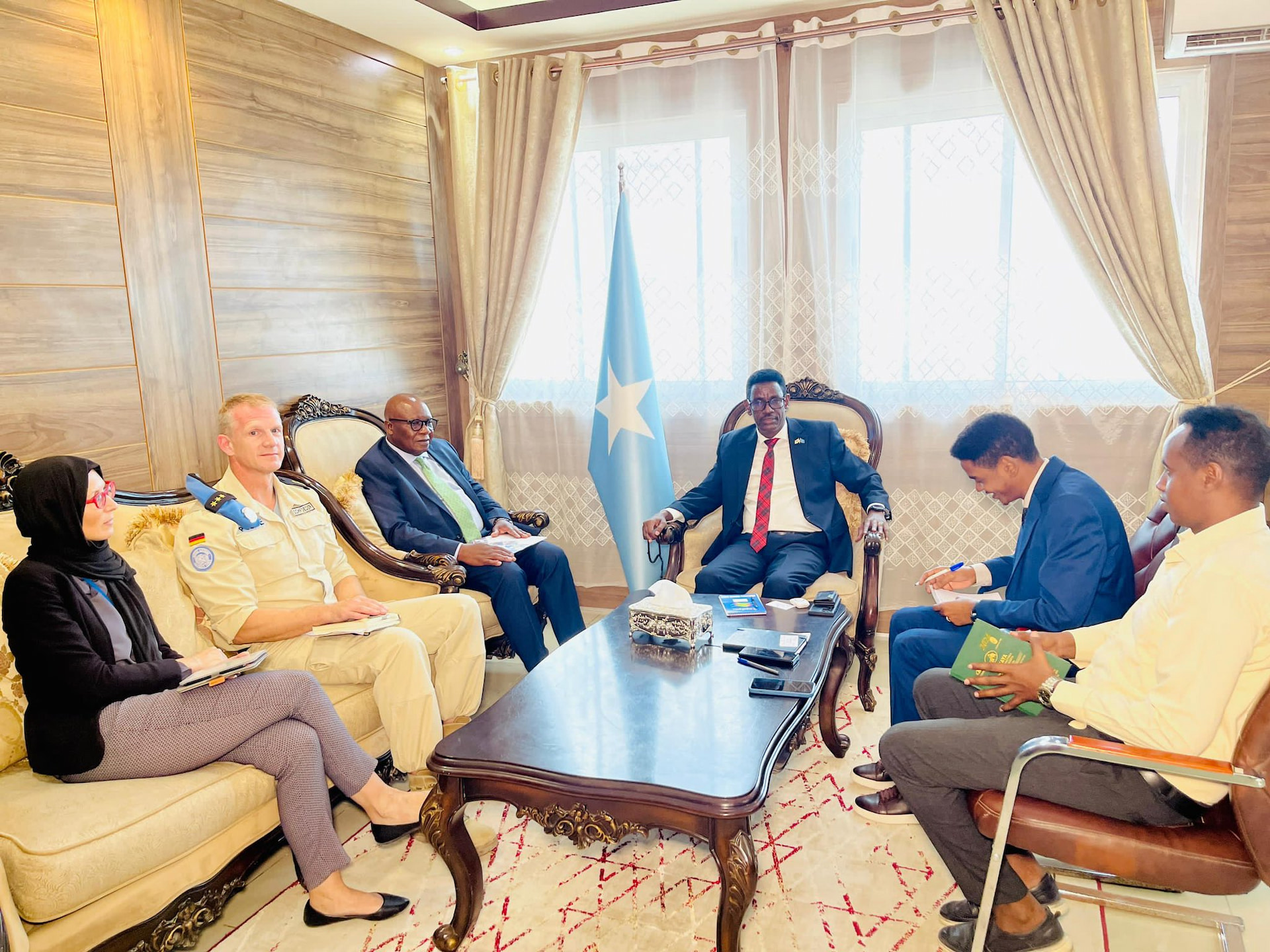 Minister of Security meets officials from the UN in Mogadishu