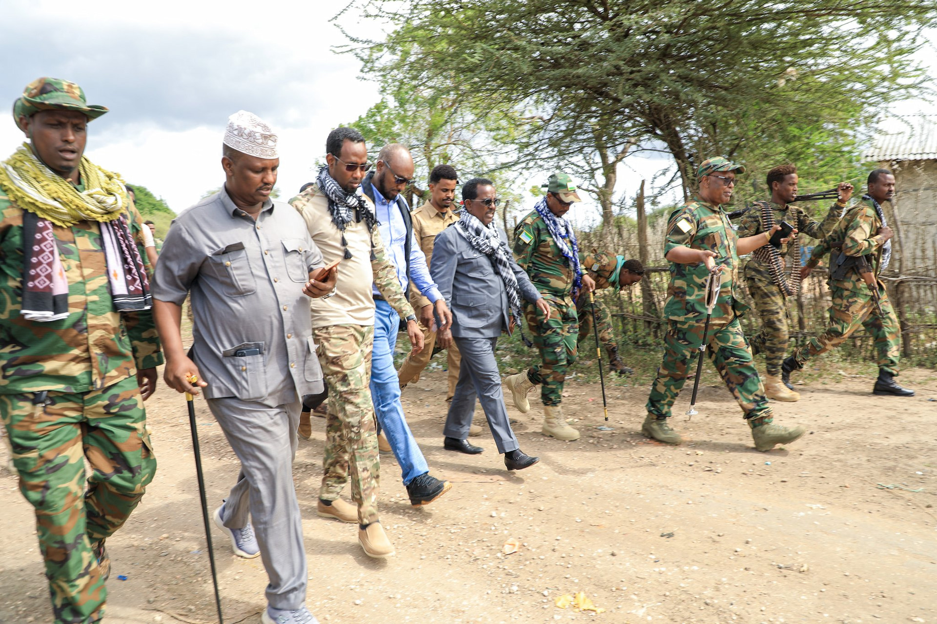 Minister of Interior visits recently liberated area in the Lower Jubba region