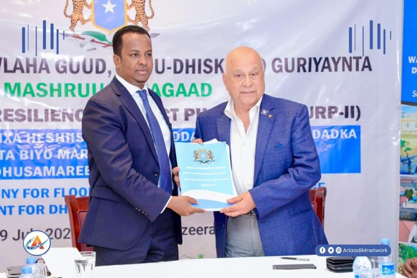 Minister of Public Works signs an agreement with CATS Company