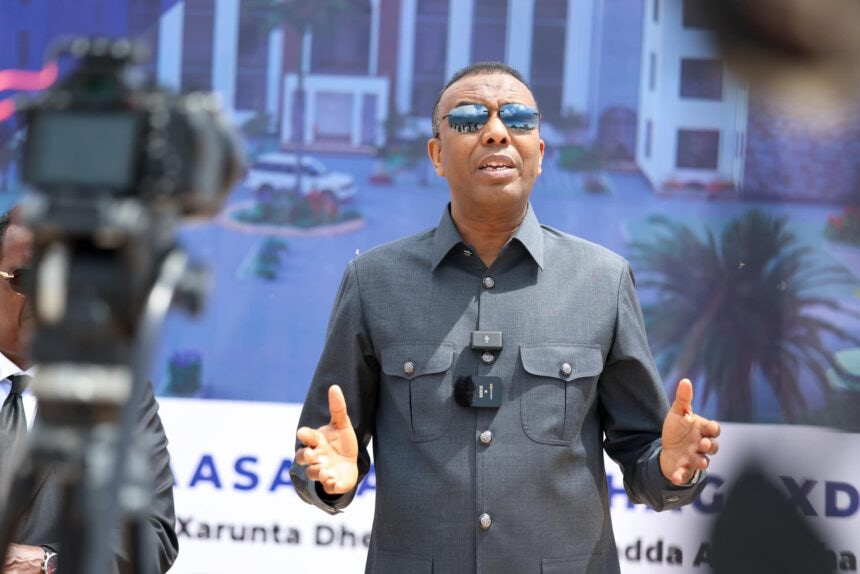 Prime Minister Hamsa Calls for National Unity and Independence