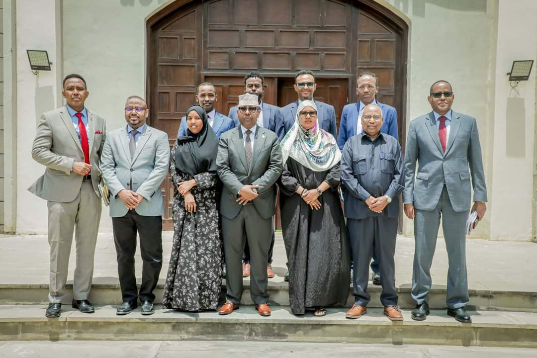 Foreign Minister meets with the Senate Committee on Foreign Affairs