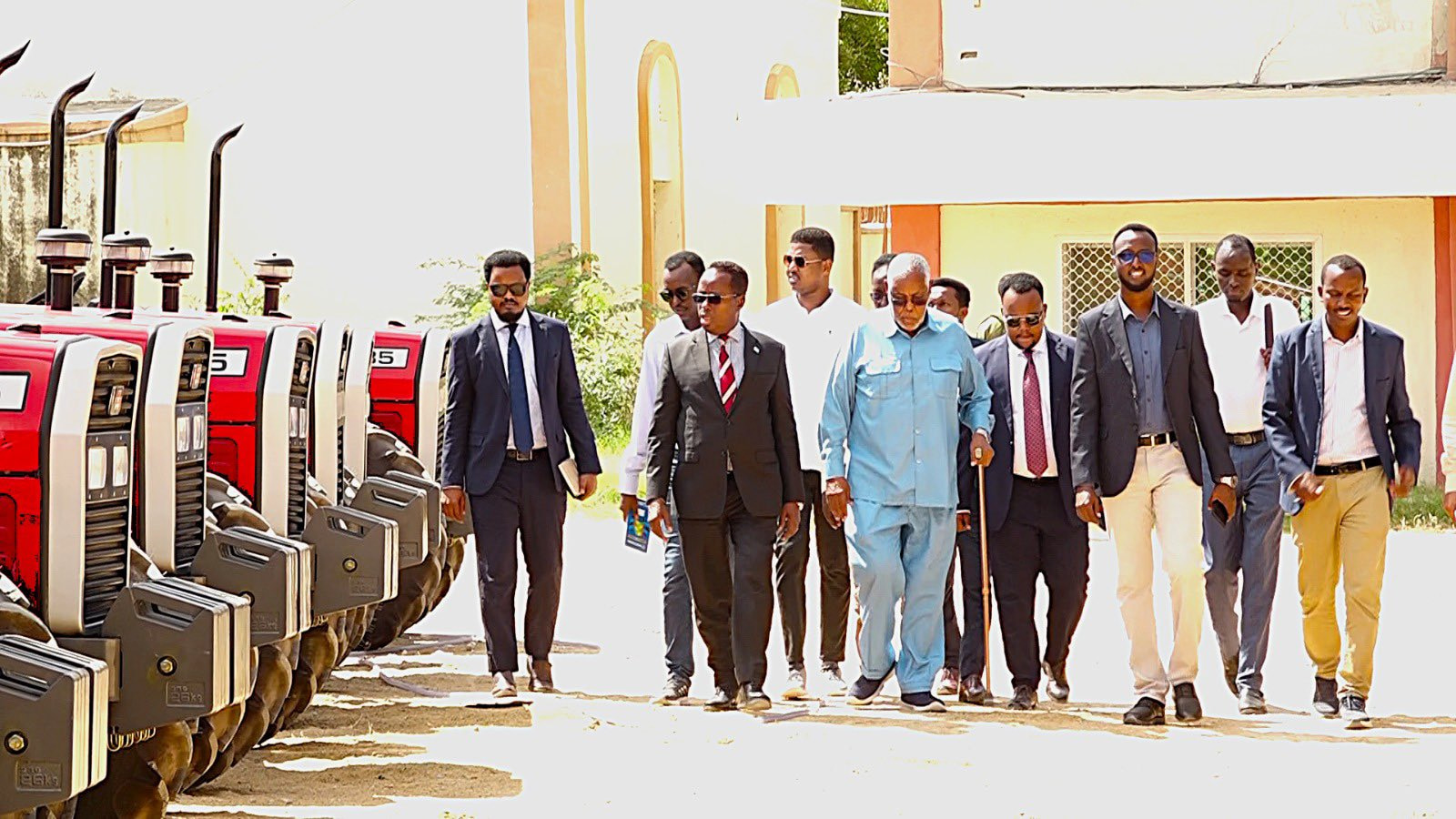 Minister of Agriculture receives 20 tractors from the World Bank
