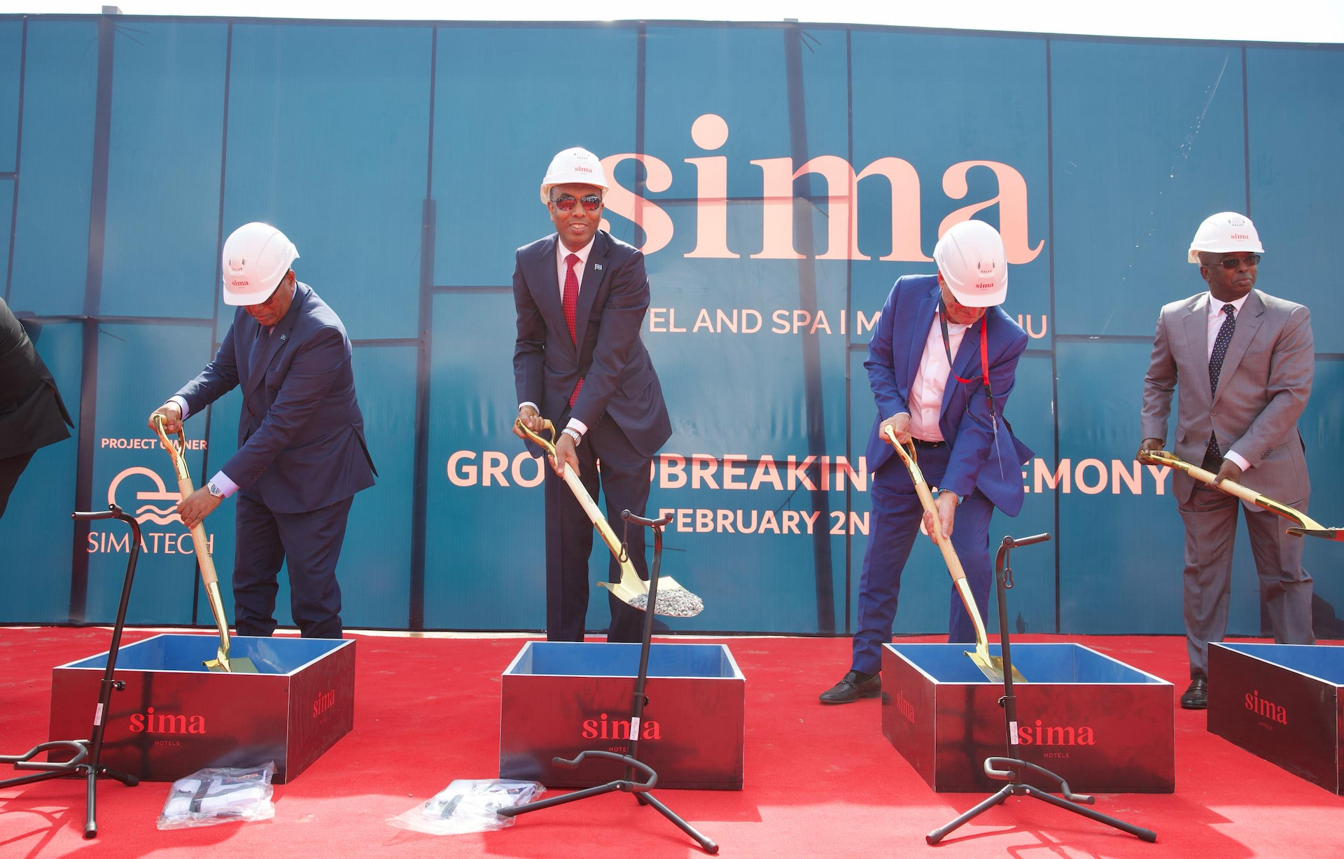 Prime Minister Hamza launches modern business project in Mogadishu