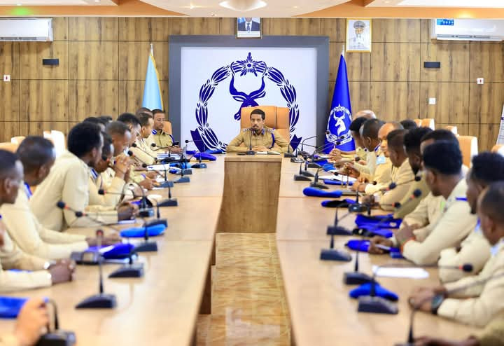 Police Chief Holds Meeting to Discuss Improvement of Criminal Investigation in Somalia