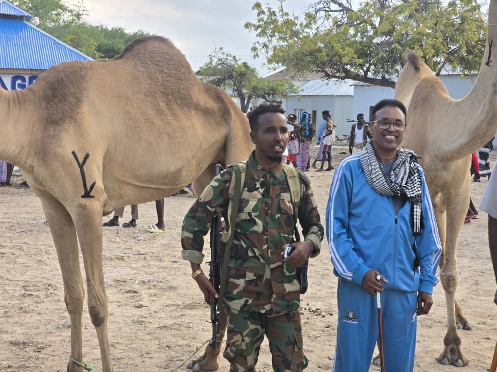 Community Delegation Brings Aid to Frontline Troops  in Somalia’s Galgaduud region