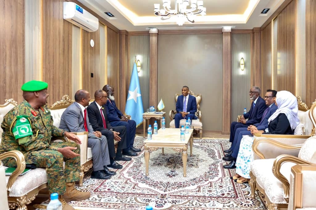 Prime Minister Hamza Barre Receives New AUSSOM Leadership, Discusses Security and Transition Plan