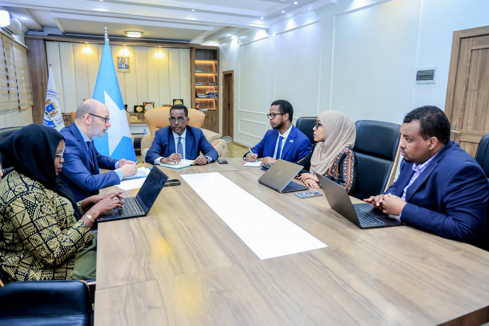 Minister of Interior meets Humanitarian Coordinator in Mogadishu