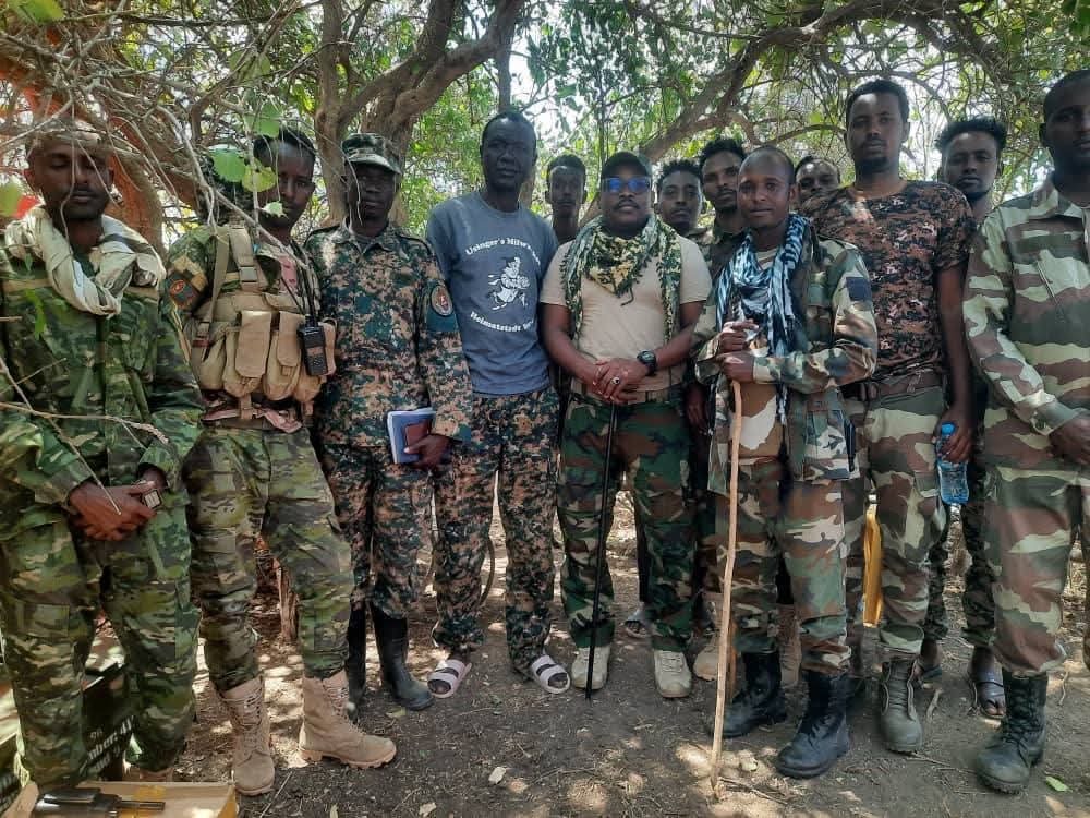 SNA Commander of the 14th October Battalion Visits Frontlines in Awdheegle
