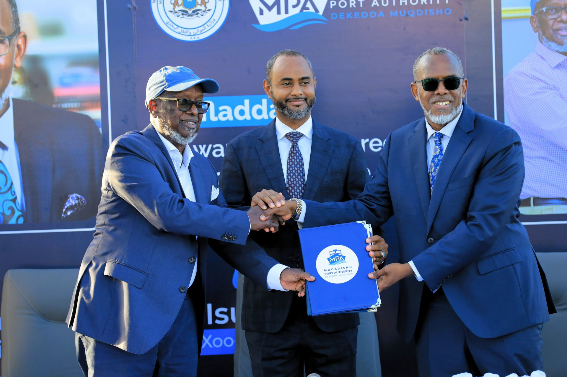 Minister of Ports and Maritime Transport Oversees Leadership Transition at Mogadishu Port