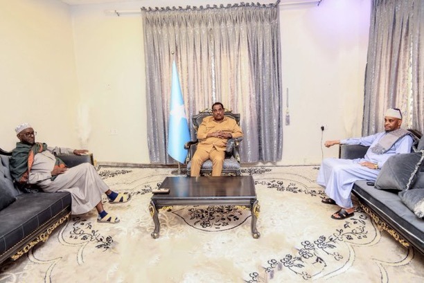 Minister Ali Hosh Meets Traditional Leaders from North Eastern State to Strengthen Cooperation