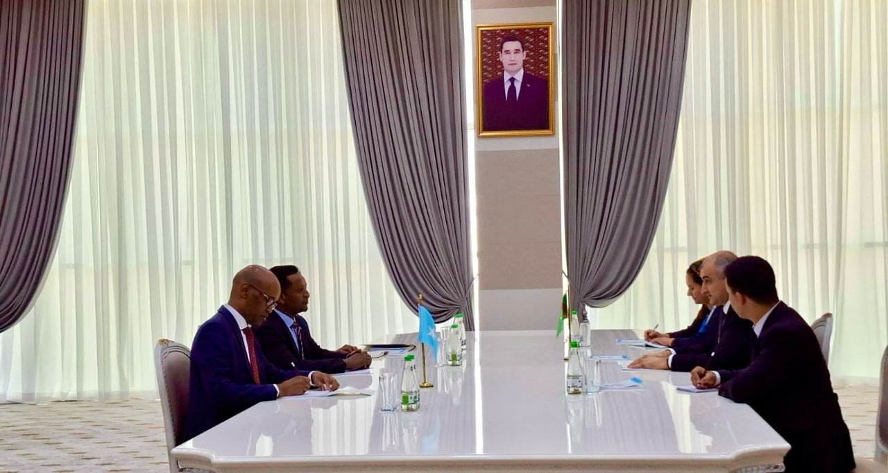 Somali Deputy FM Discusses Bilateral Cooperation with his Turkmenistan Counterpart