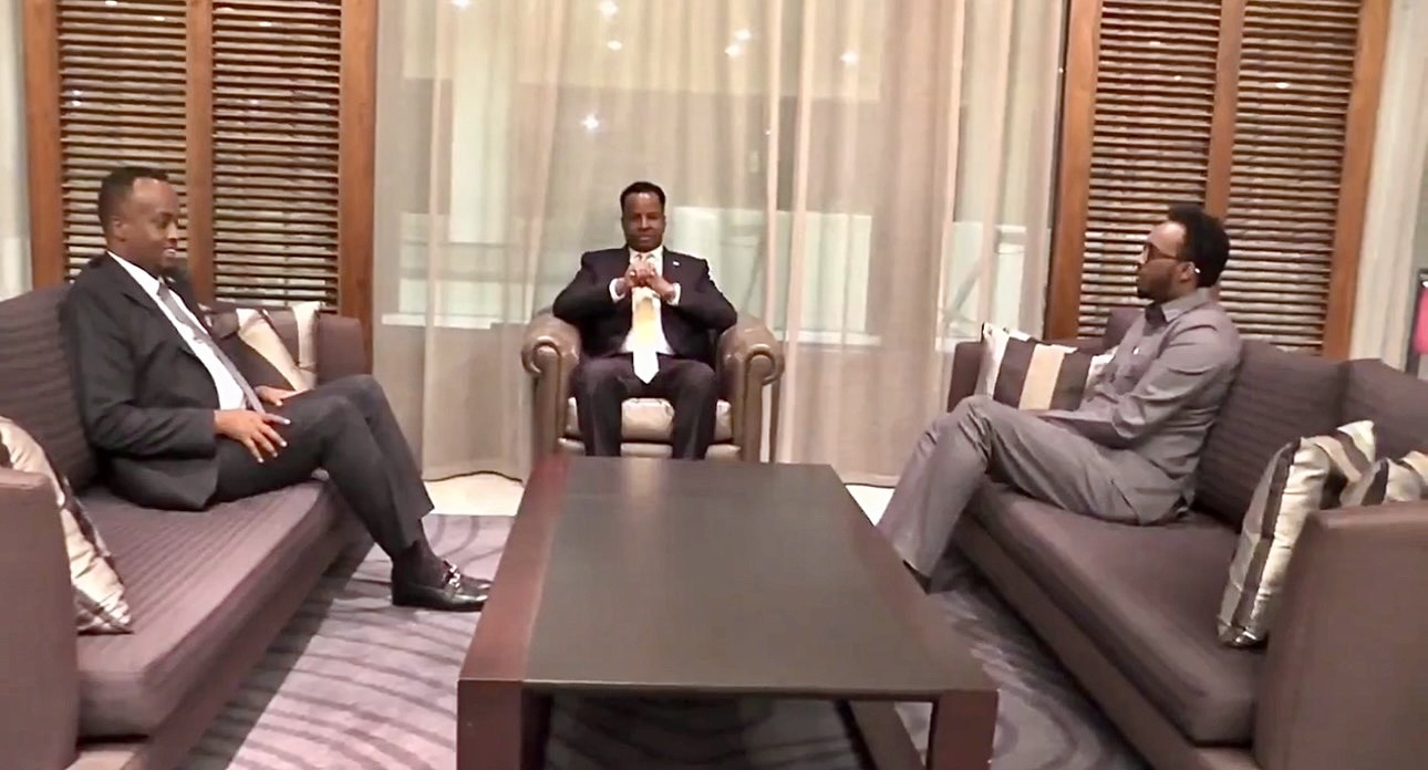 Minister of Foreign Arrives in Algeria to Bolster Bilateral Relations