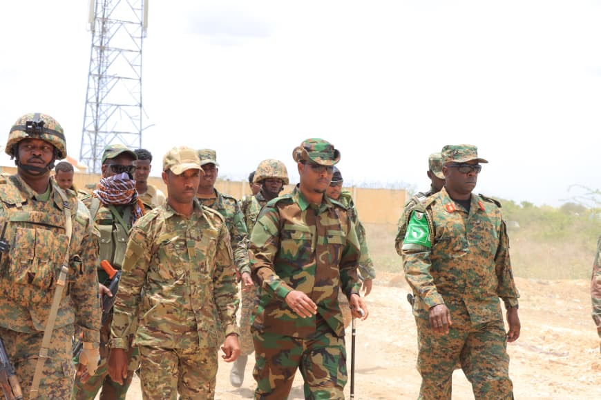 SNA Land Forces Commander Inspects Troops in Lower Shabelle as Operation Silent Storm Intensifies