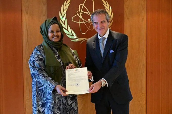 Somali Ambassador Presents Credentials to IAEA Director General