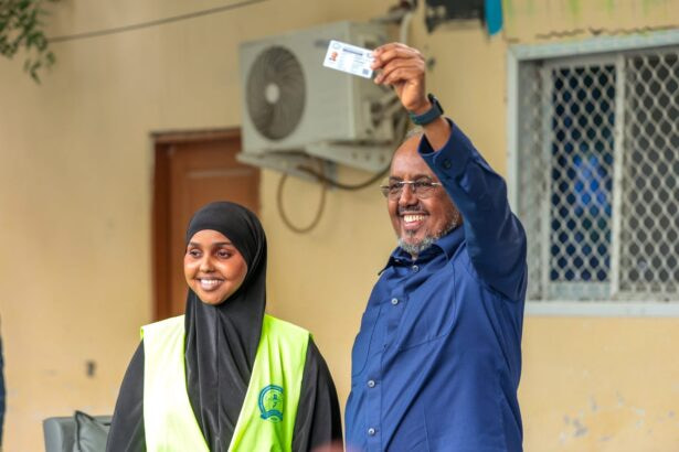 President Hassan Sheikh Mohamud Collects Voter Card Ahead of Banadir Local Council Elections