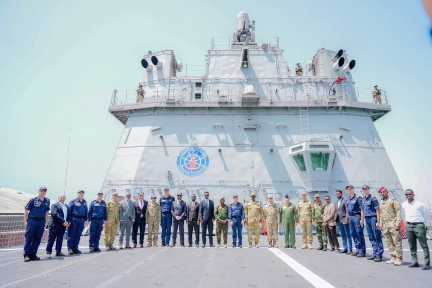 State Minister of Defense and SNA Commander Welcome Turkish Naval Flotilla to Mogadishu
