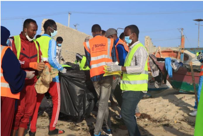 Olole nadaafadeed oo  todobaadkii 15-aad ka socda xeebta Liido