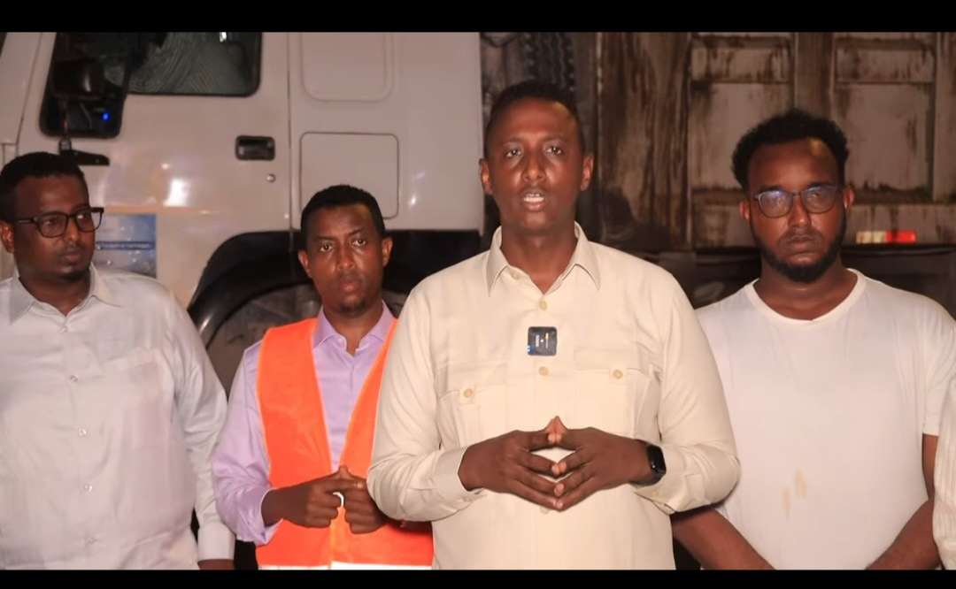 Agaasimaha Waaxda Nadaafadda Gobolka Banaadir oo amar dul dhigay shacabka caasimadda