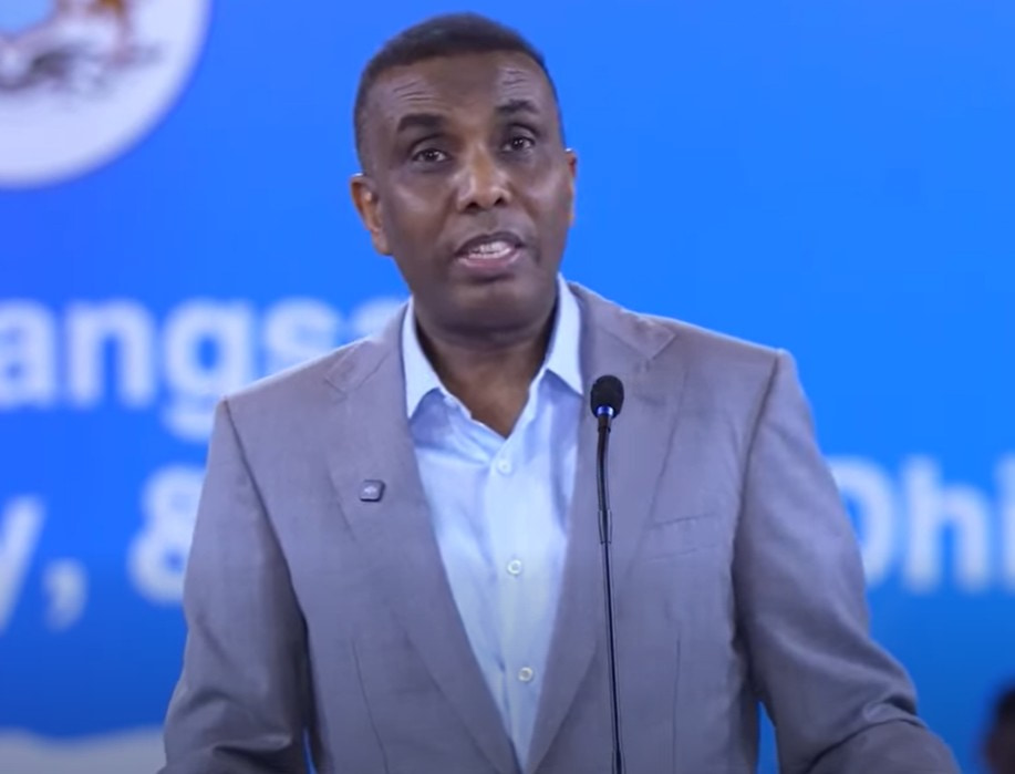 Ra’iisul Wasaare Xamza: "Waxaa jira dowlado doonaya in ay dalkeenna kala gooyaan"