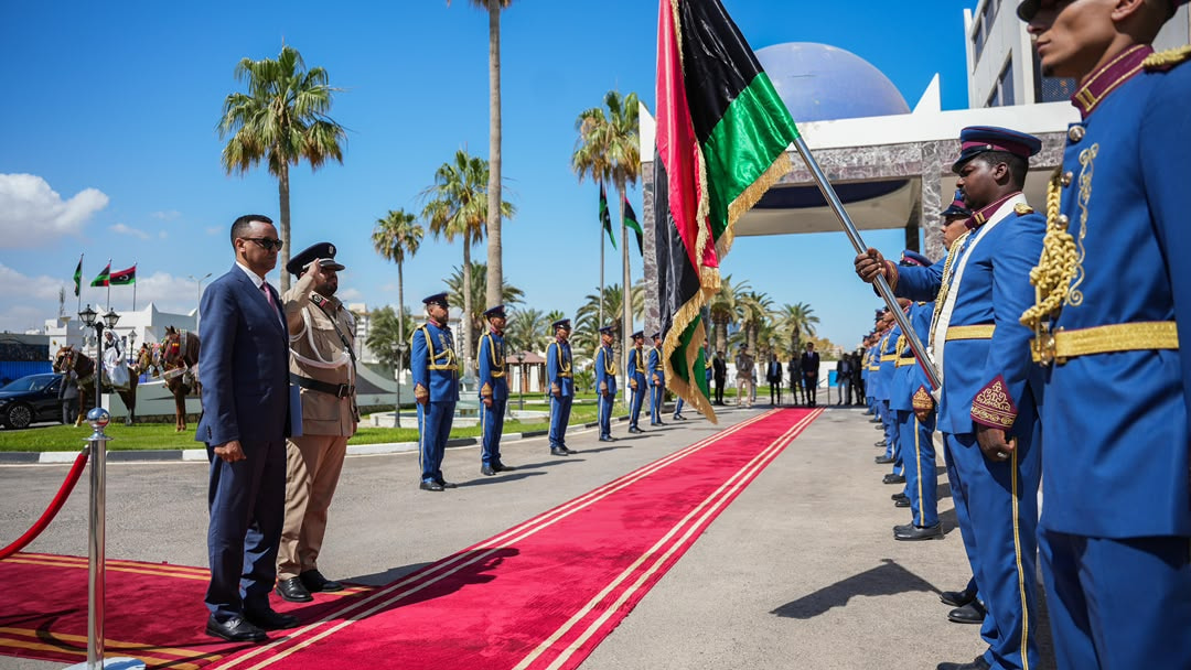 Safiirka JFS ee Dalka Liibiya oo laga guddoomay warqadaha aqoonsiga danjirenimo